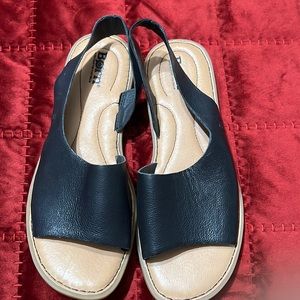 Leather black sandals